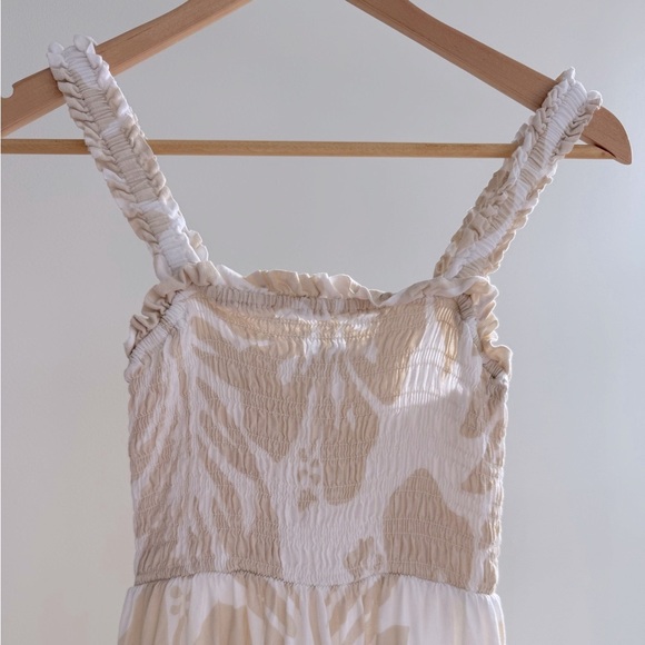 GAP Dresses & Skirts - GAP Linen Blend Tiered Maxi Dress